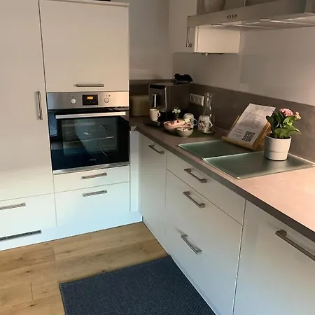 Beehome Lejlighed