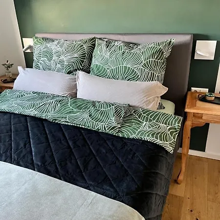 Apartment Beehome *