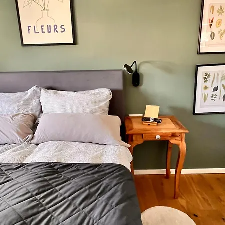 Beehome Apartment